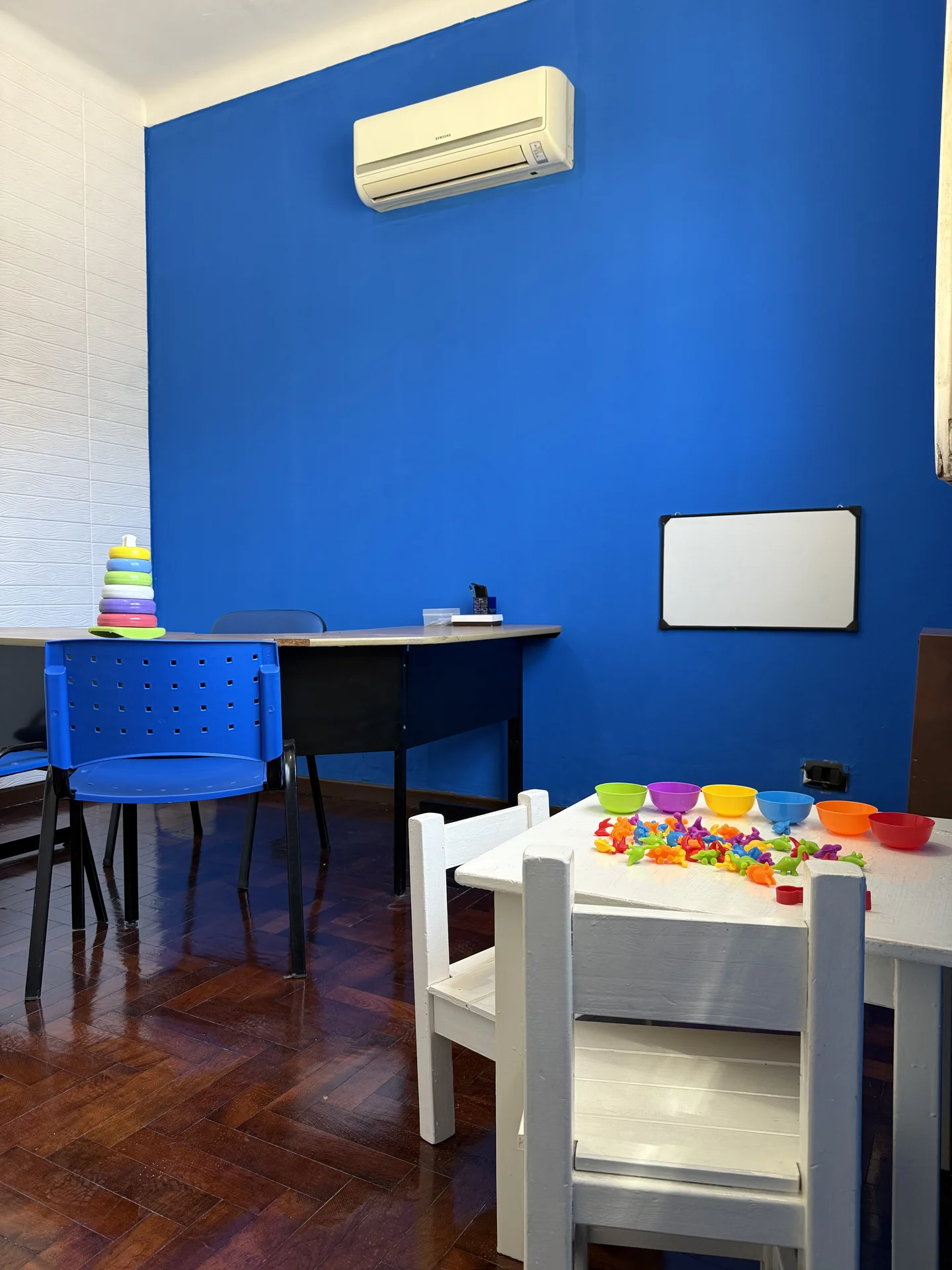 Consultorio infantil con juegos